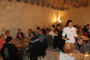 2023 04 19 Chateau de la Barben Visa 2000-38