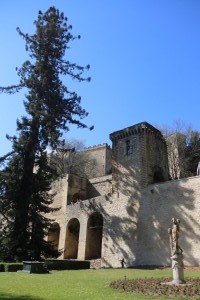 2023 04 19 Chateau de la Barben Visa 2000-66