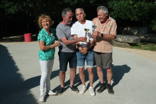 2026-06-08-Manade-du-Mazet-101